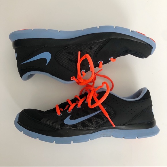 Nike Women's Shoes - Picture 4 of 12